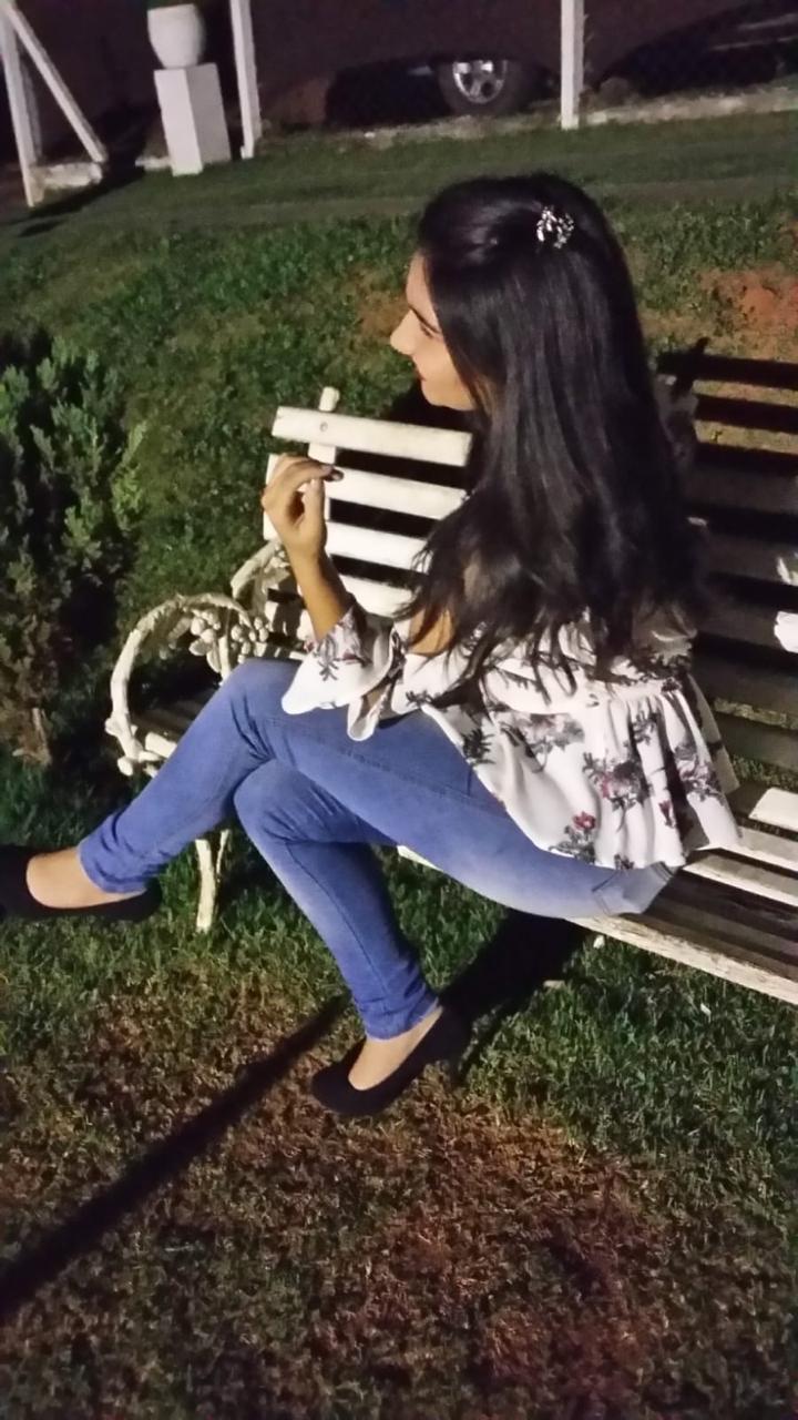 Thais Fernandes